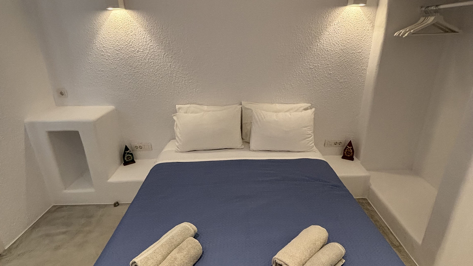 Photo of Double Room with Pool Vew